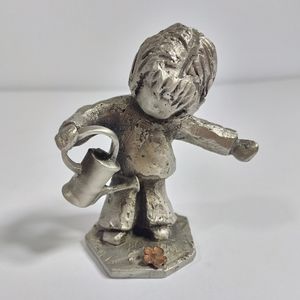 HUDSON PEWTER Walli Ortman #058 Gardener Girl Copper Flower USA